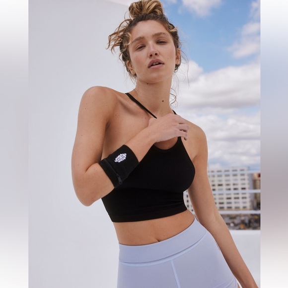 NOWT-Free People Movement Happiness Runs Tank Black - Picture 3 of 5